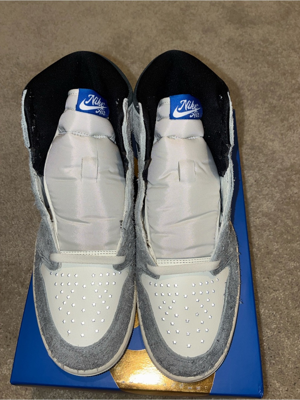 Men's Jordan 1 High OG - Picture 4 of 11